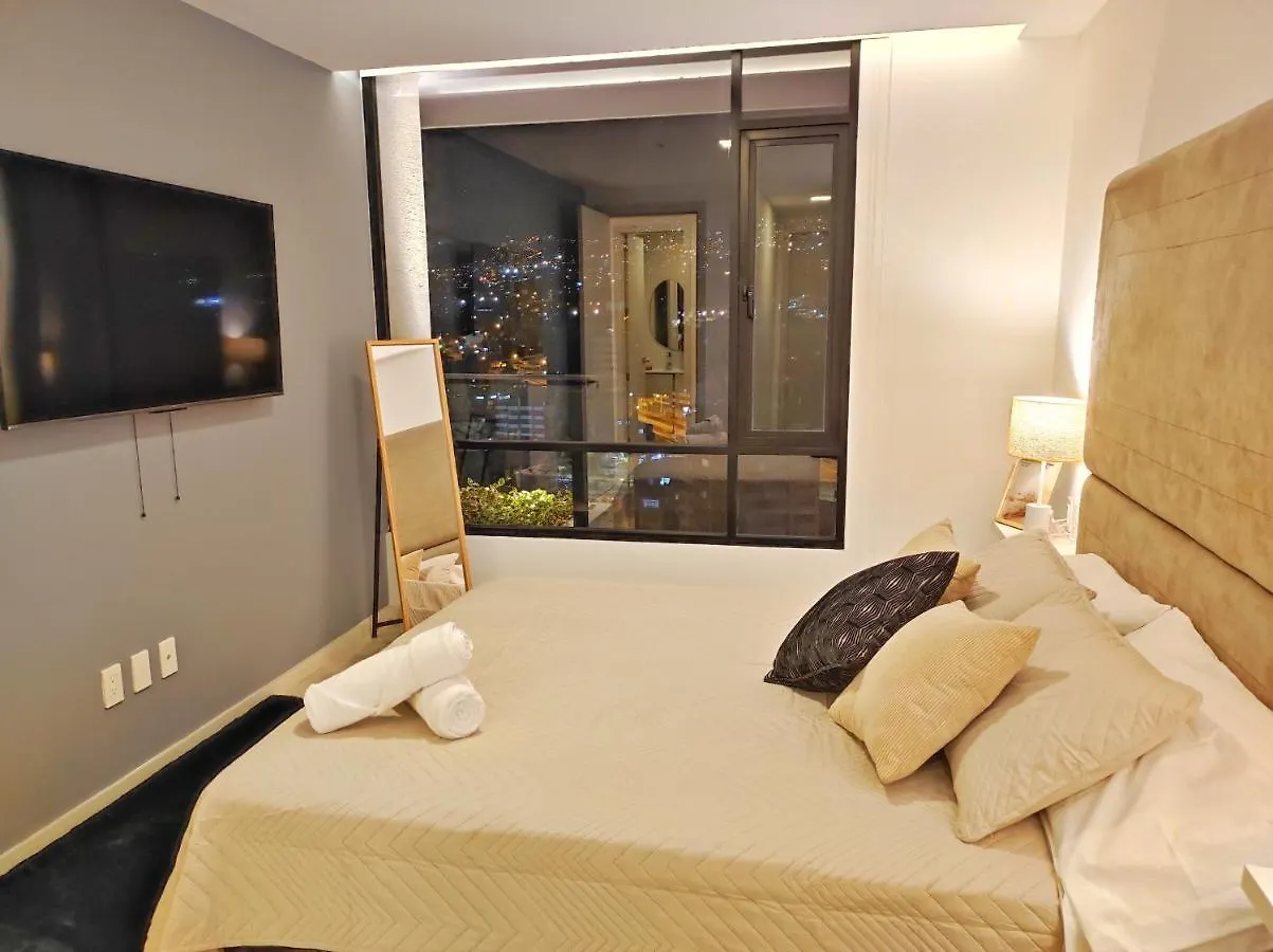 Luxury Suite Con Vista Increible Quito Carolina Coliving Ecuador 0*,  Ekvádor
