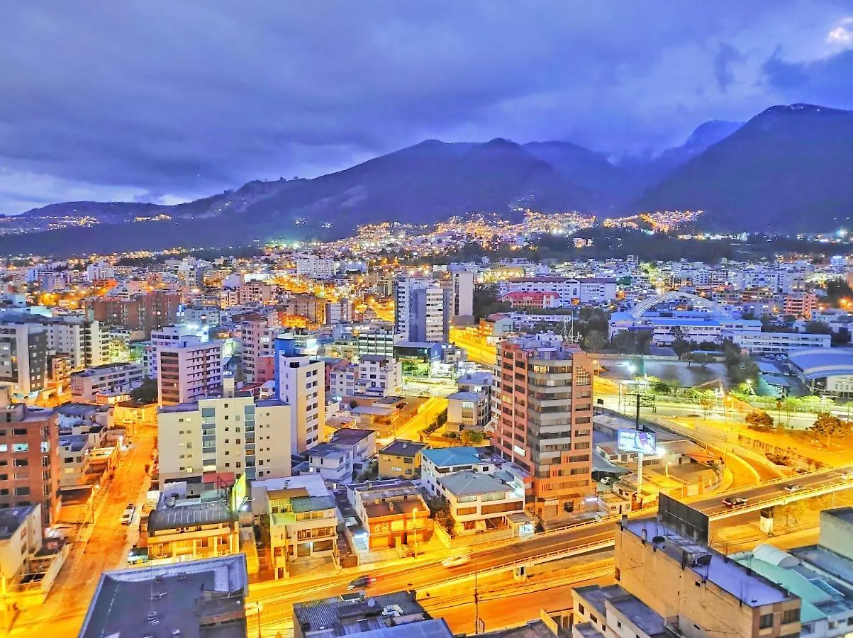 Luxury Suite Con Vista Increible Quito Carolina Coliving Ecuador 0*,