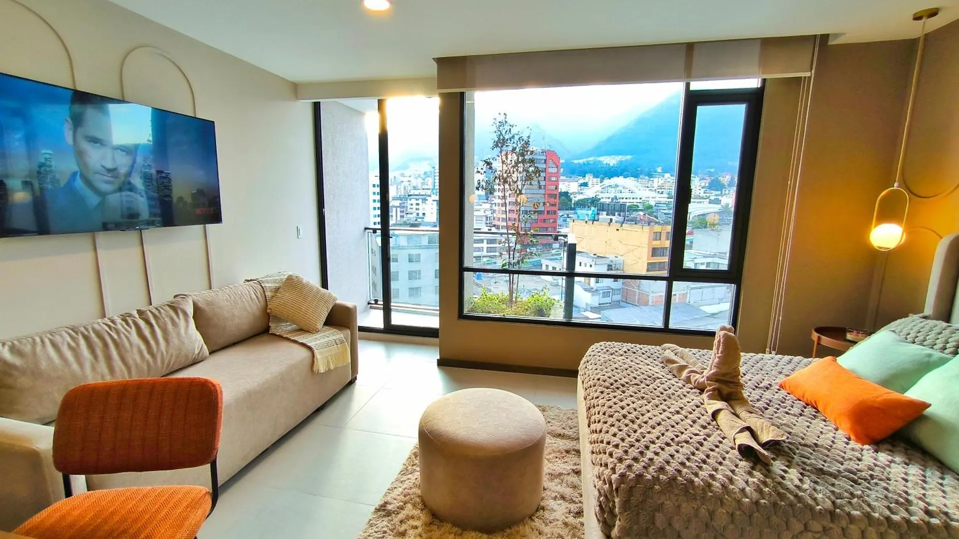 Luxury Suite Con Vista Increible Quito Carolina Coliving Ecuador
