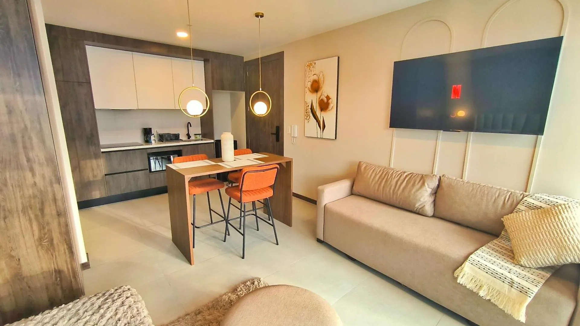 Luxury Suite Con Vista Increible Quito Carolina Coliving Ecuador