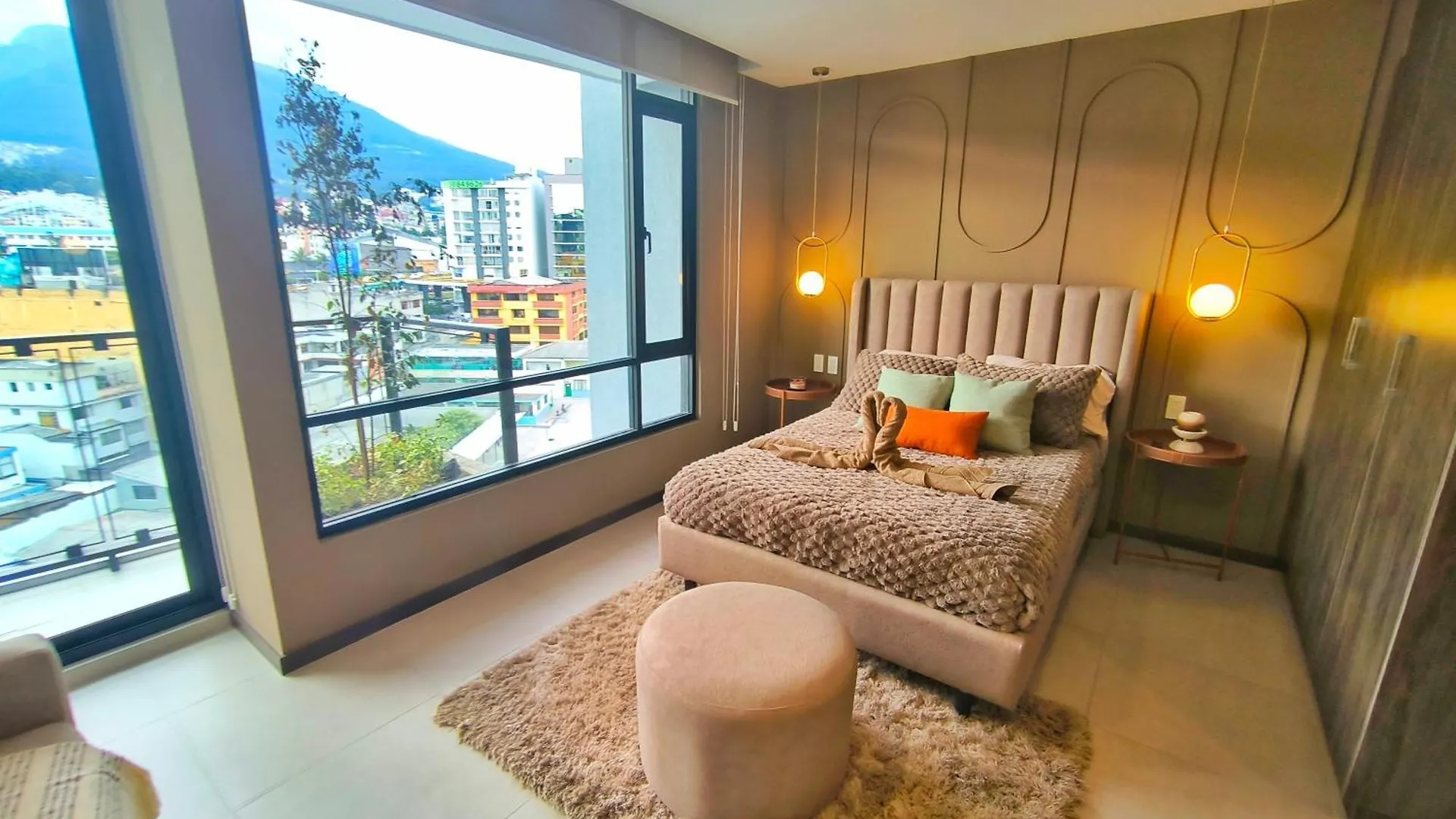 Luxury Suite Con Vista Increible Quito Carolina Coliving Ecuador Διαμέρισμα