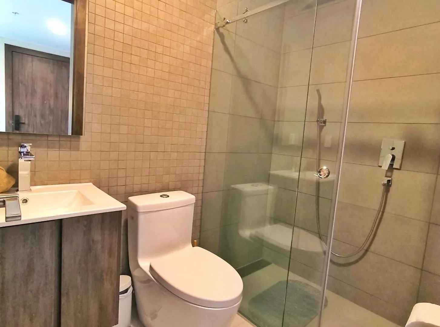 Luxury Suite Con Vista Increible Quito Carolina Coliving Ecuador 0*,